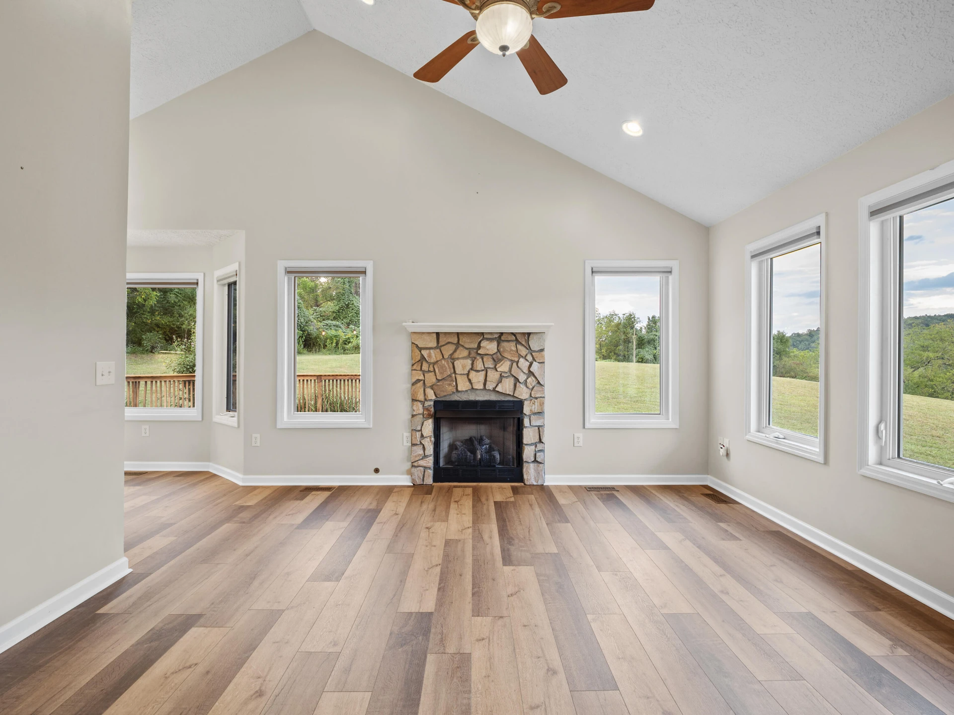 885 Whetstone RD - Photo 4