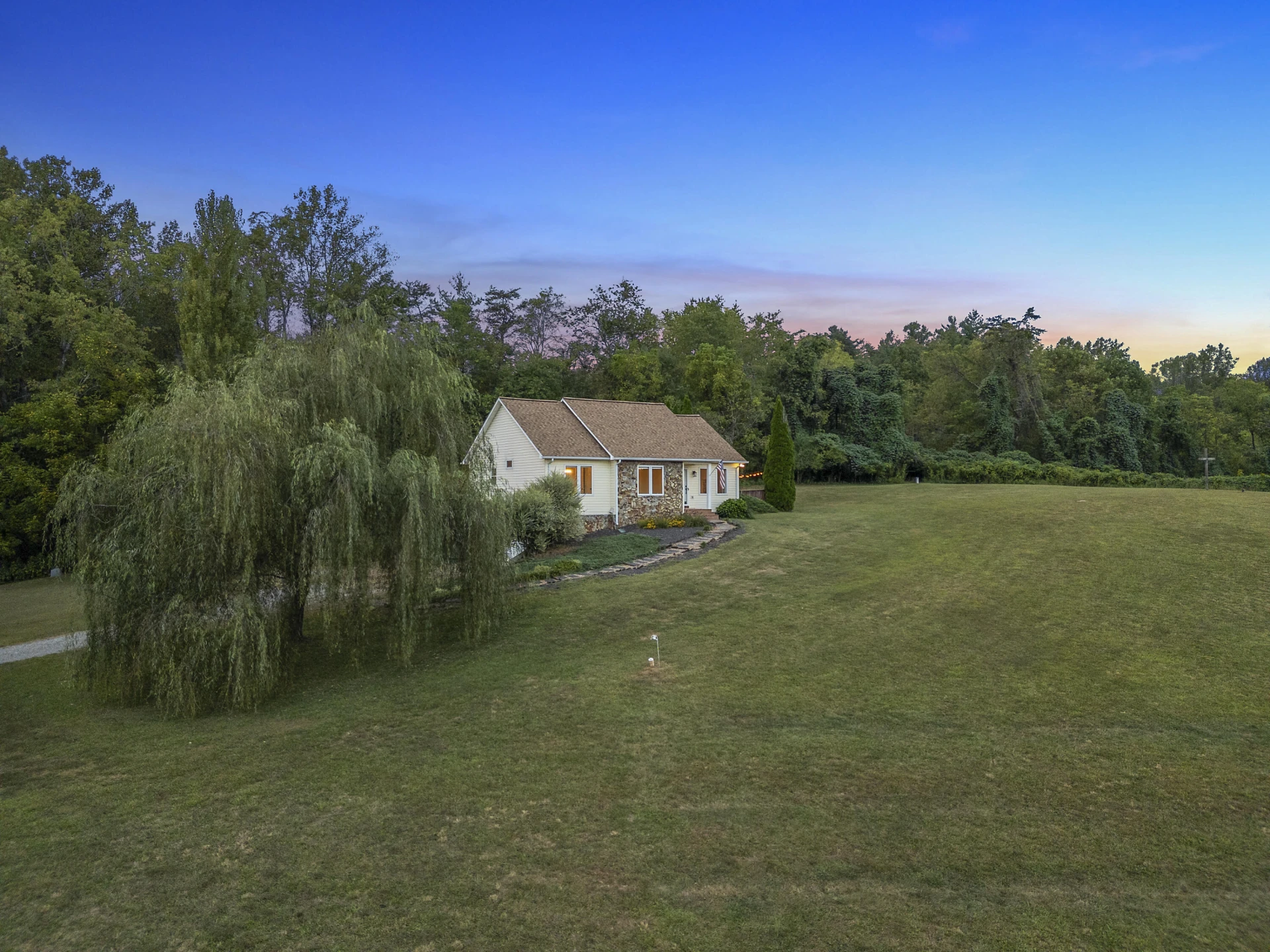 885 Whetstone RD - Photo 40