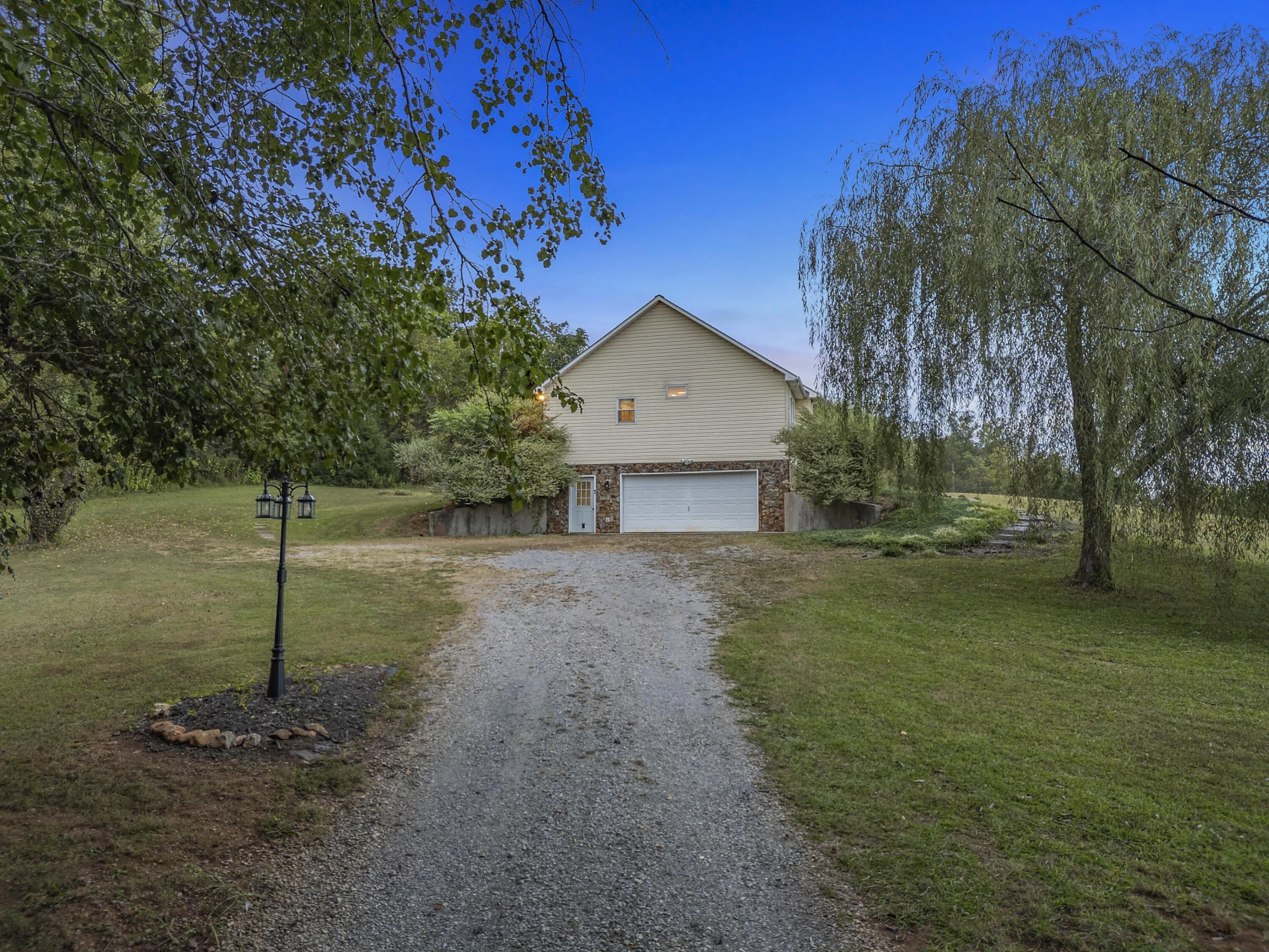 885 Whetstone RD - Photo 42