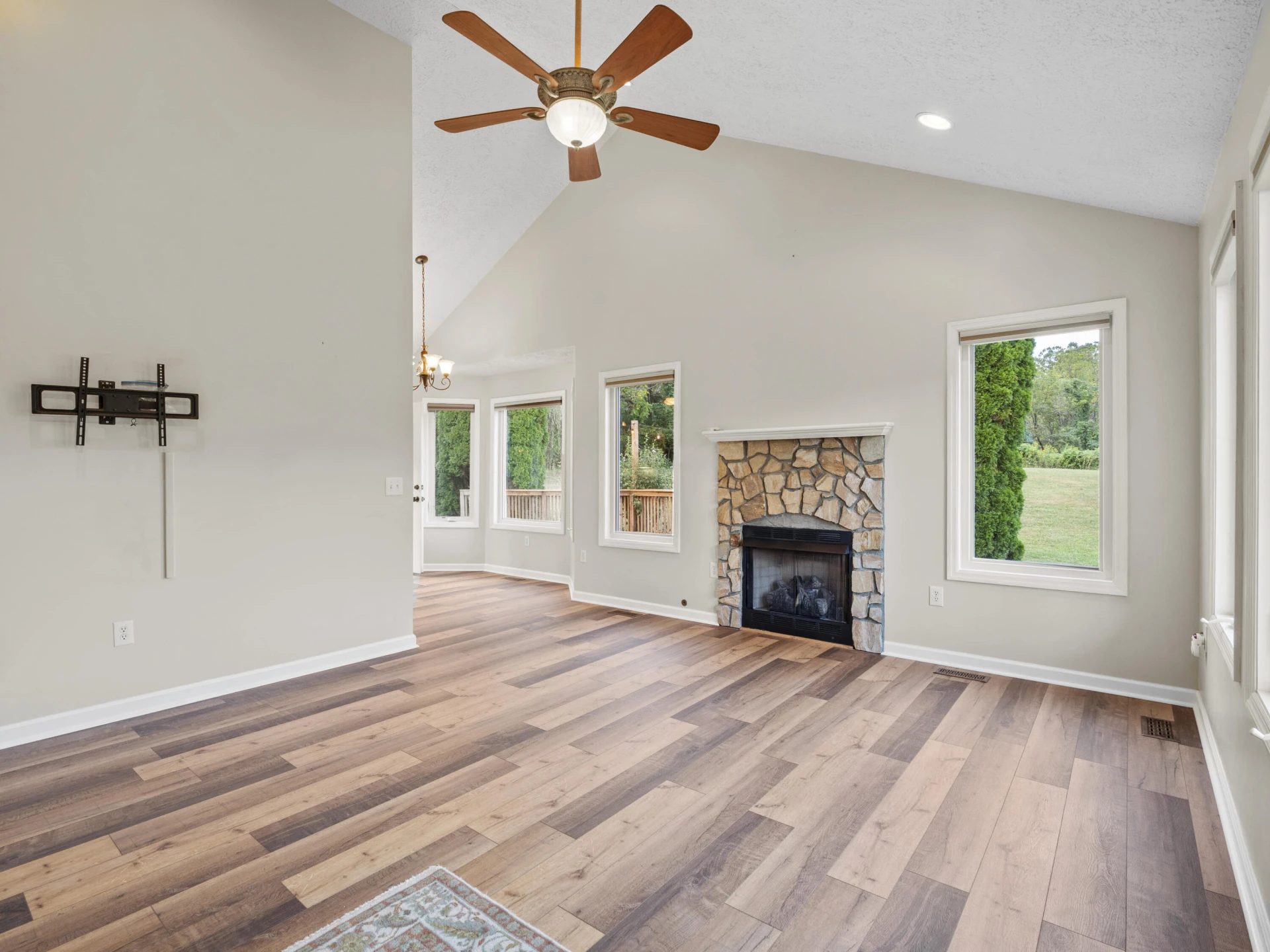 885 Whetstone RD - Photo 6