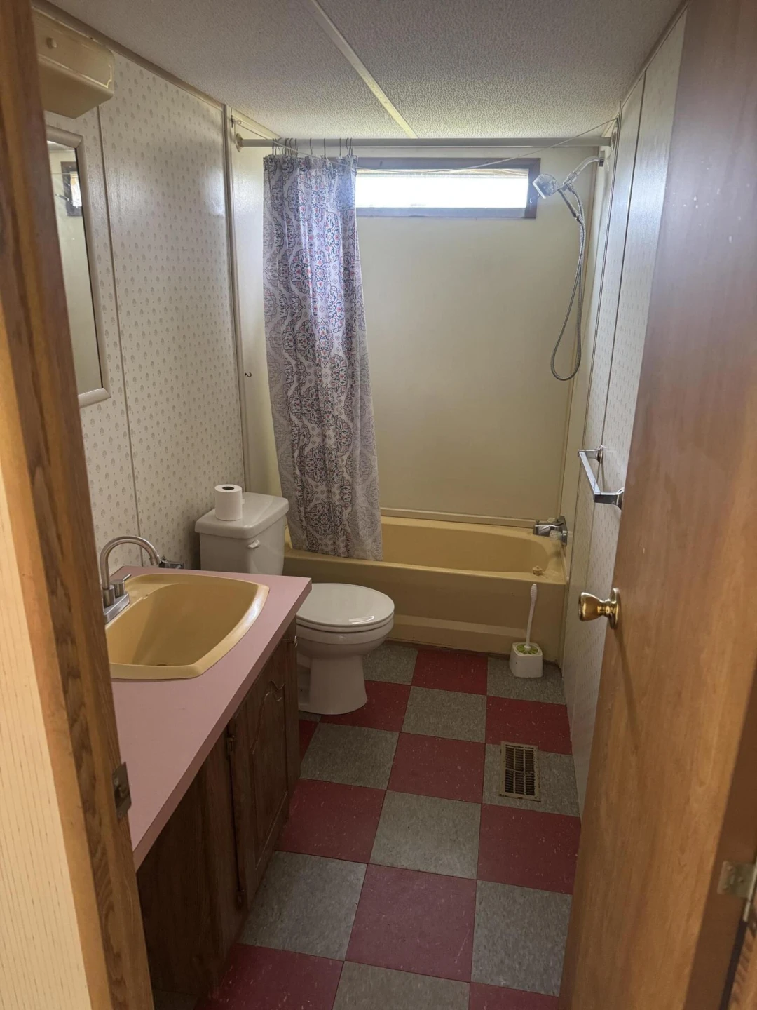 7180 Henry RD - Photo 8