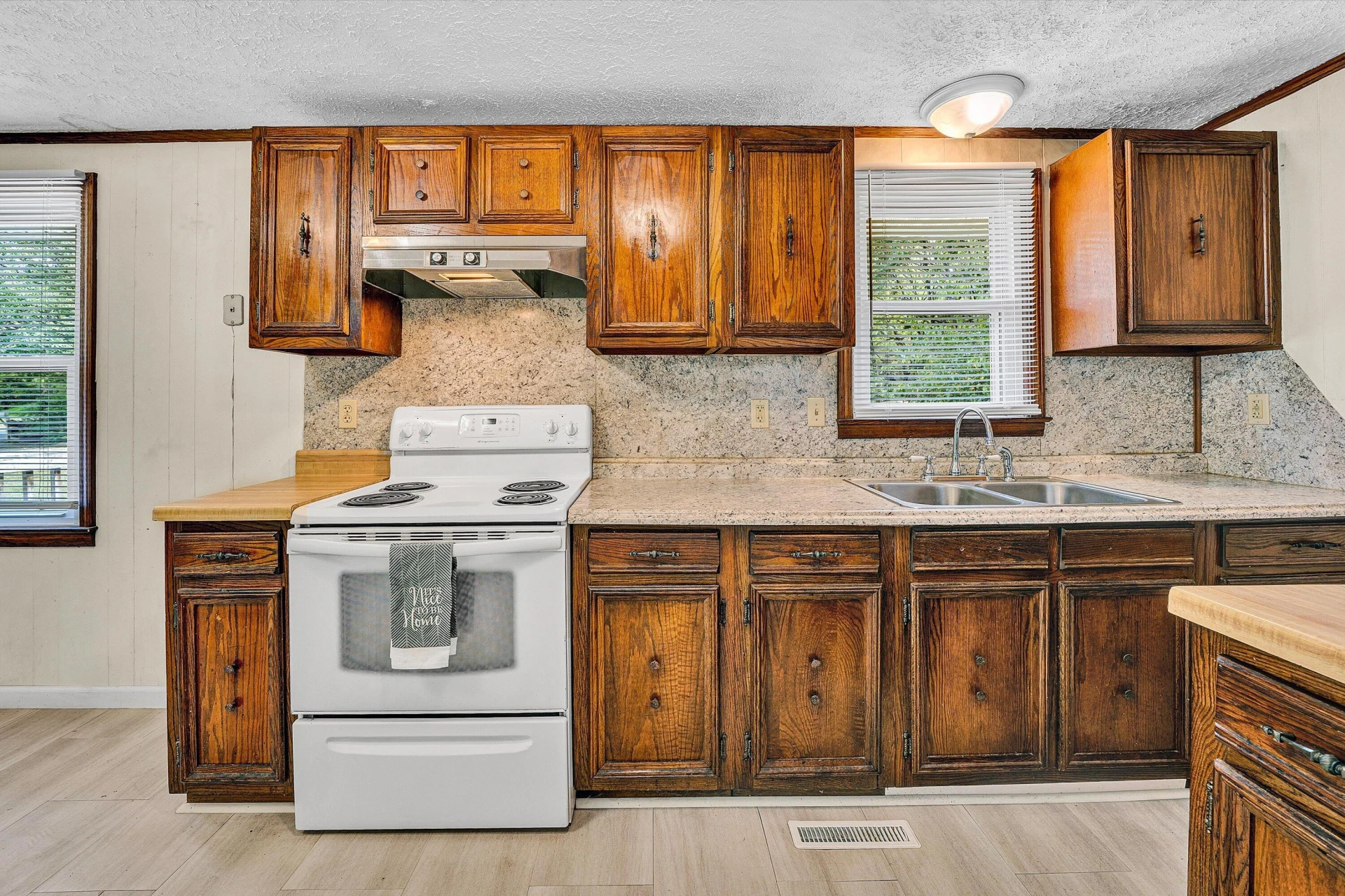 175 SYCAMORE ST - Photo 11