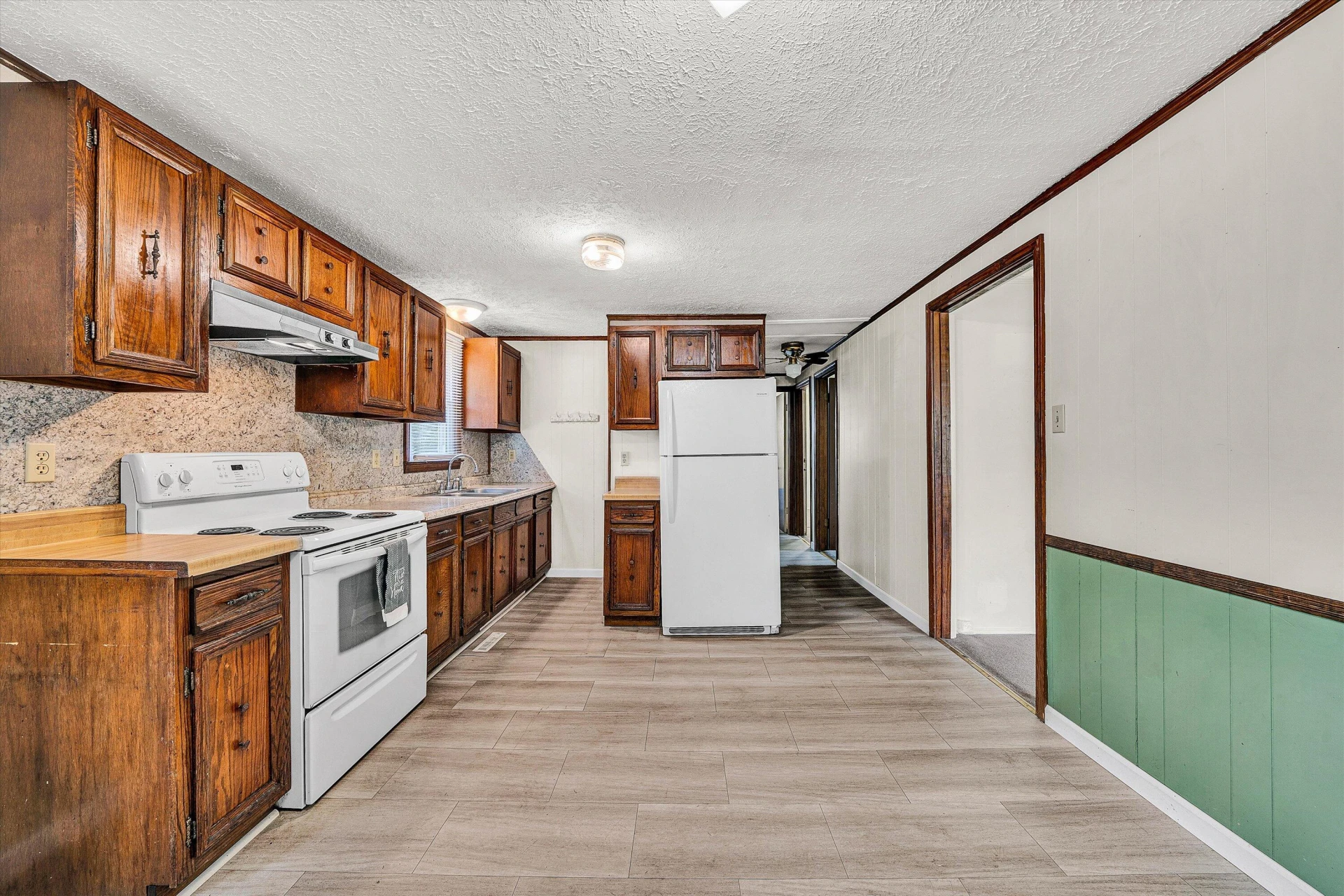 175 SYCAMORE ST - Photo 8