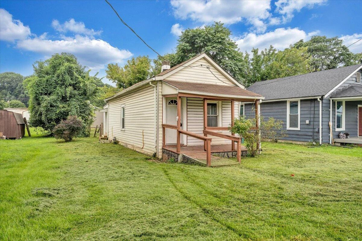 2116 Russell AVE SW - Photo 21