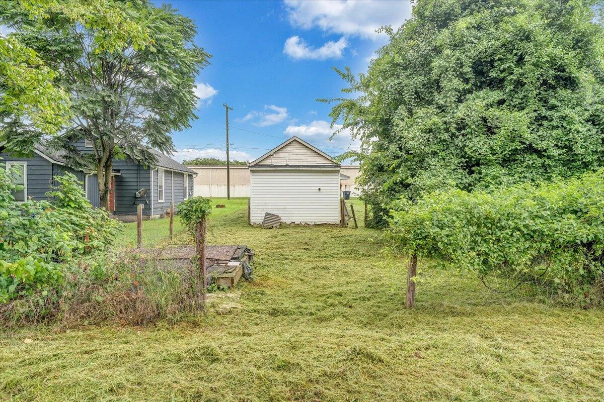 2116 Russell AVE SW - Photo 24