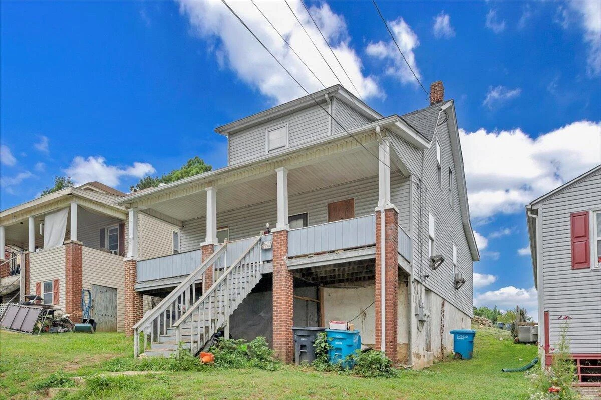 1206 Tompkins AVE SE - Photo 26