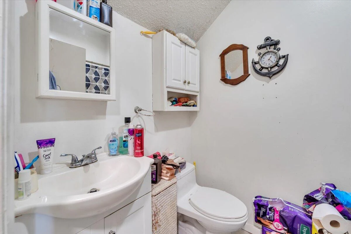 1206 Tompkins AVE SE - Photo 10