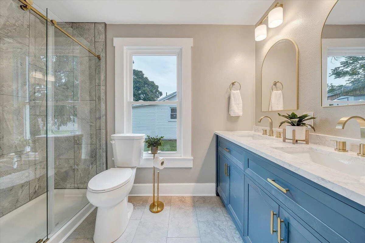 610 Central AVE - Photo 10