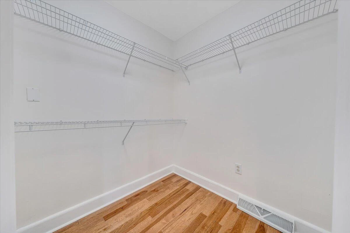 610 Central AVE - Photo 11