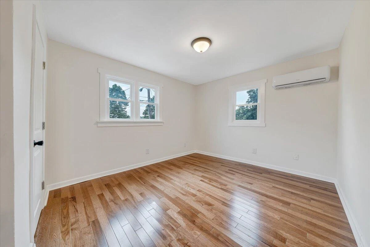 610 Central AVE - Photo 12