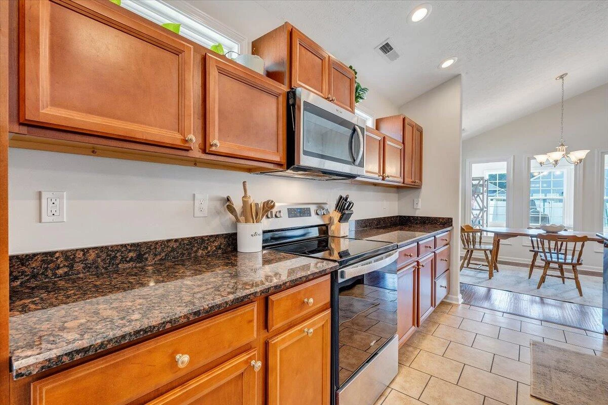 313 Jeffries DR - Photo 14