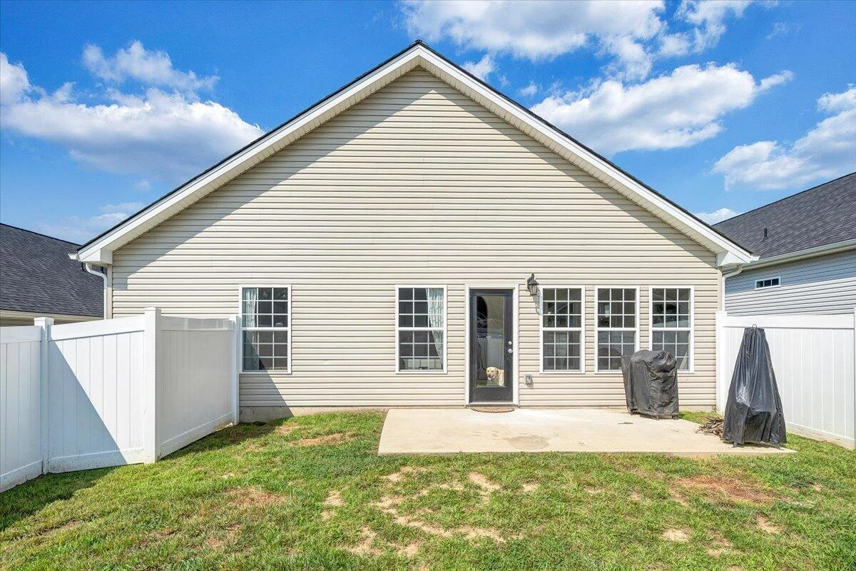 313 Jeffries DR - Photo 31