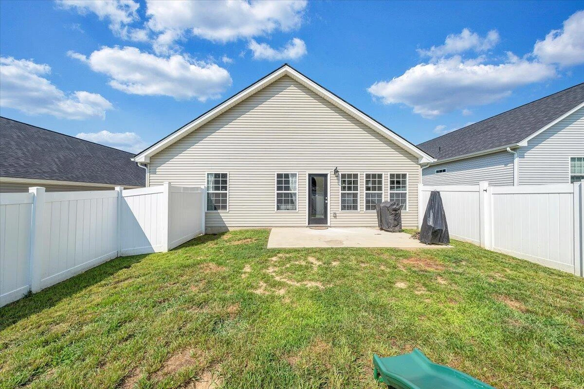 313 Jeffries DR - Photo 32