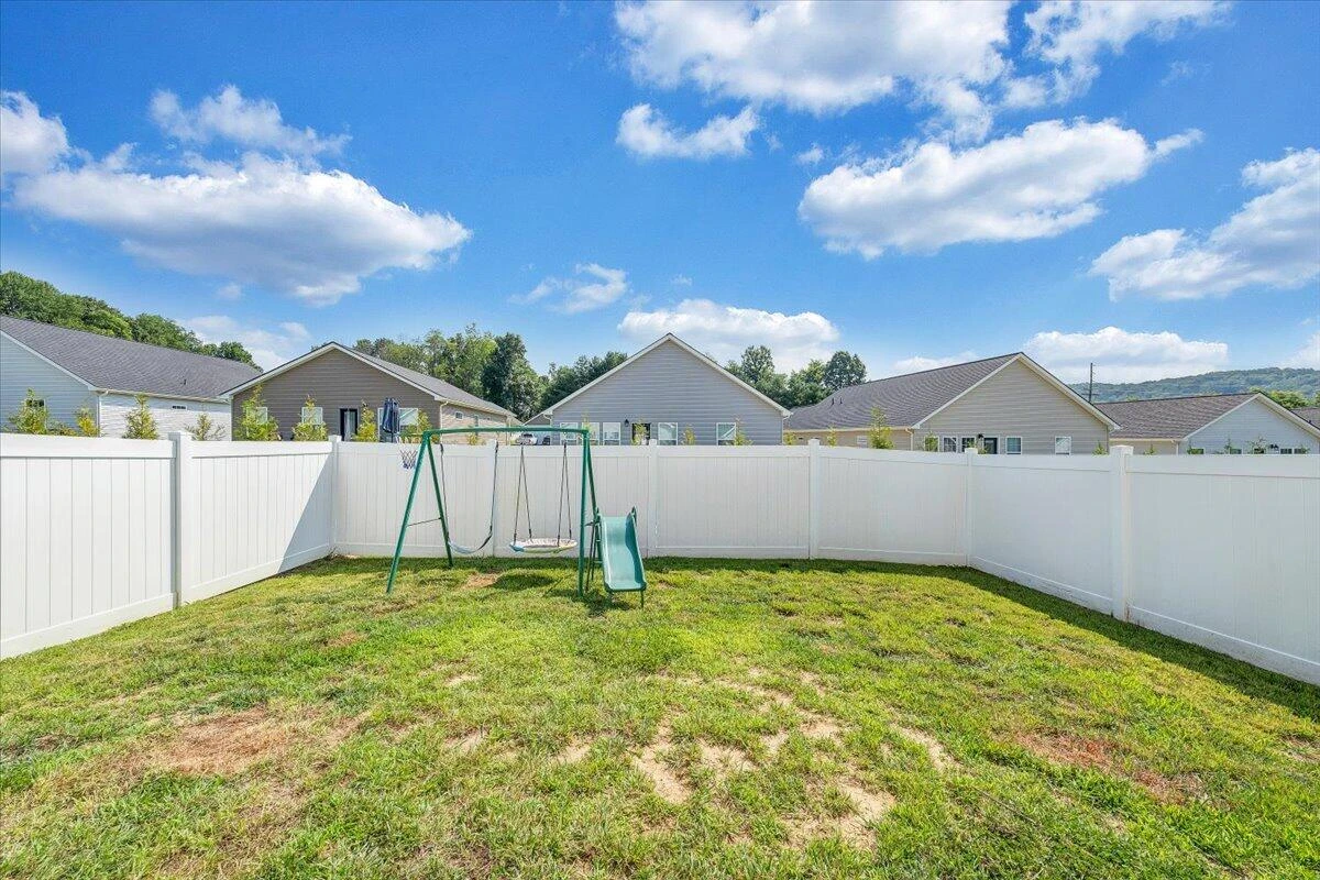 313 Jeffries DR - Photo 33