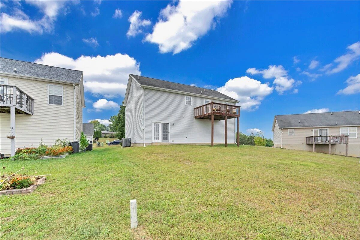 445 Chelsea Loop - Photo 47