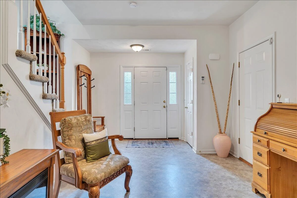 445 Chelsea Loop - Photo 9