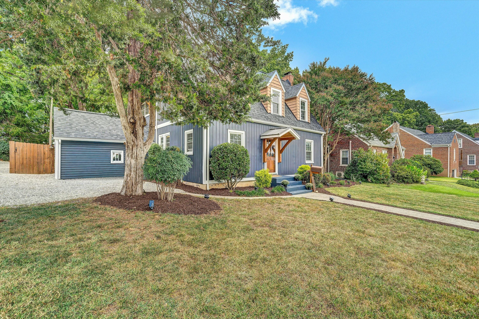 2529 Tillett RD SW - Photo 2