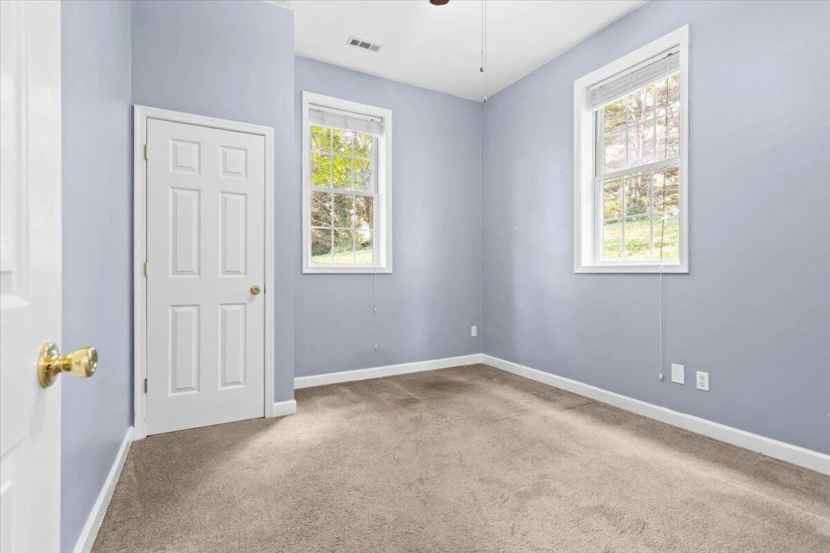 6854 Autumn Wood LN - Photo 11