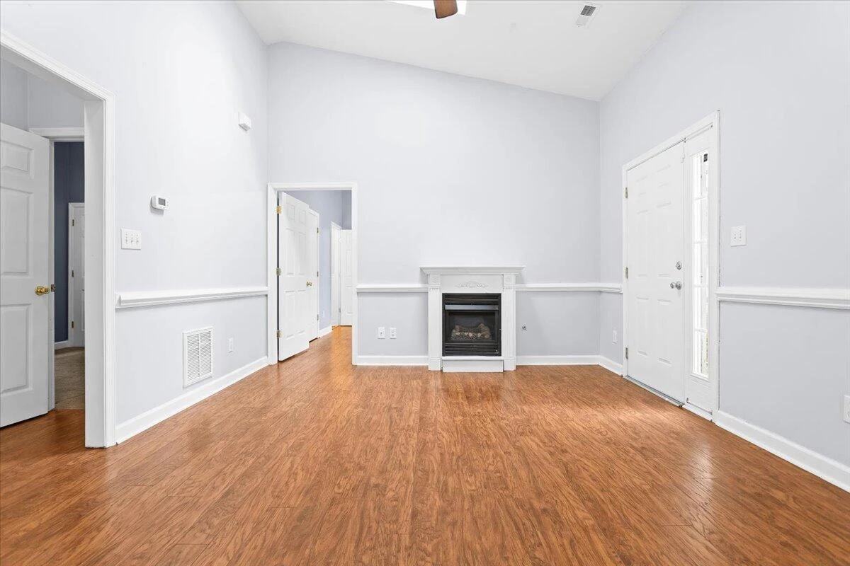 6854 Autumn Wood LN - Photo 9