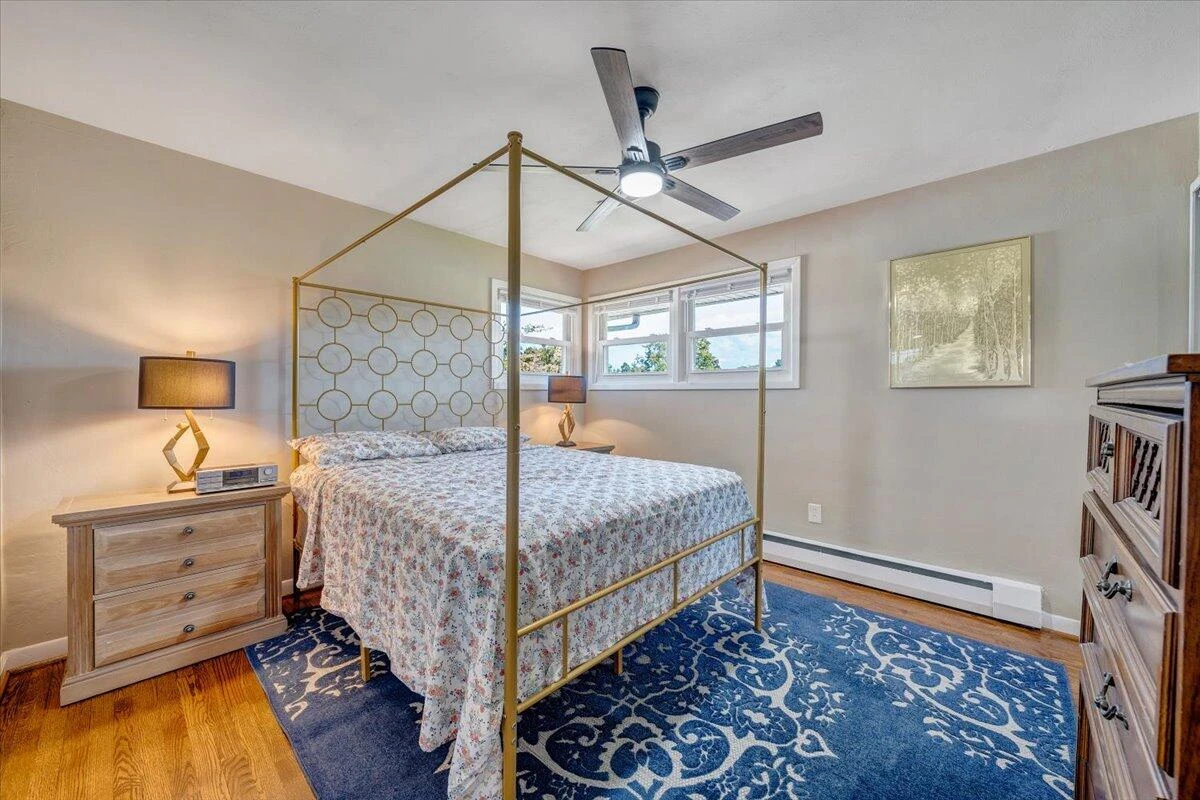227 Maplelawn AVE NE - Photo 26