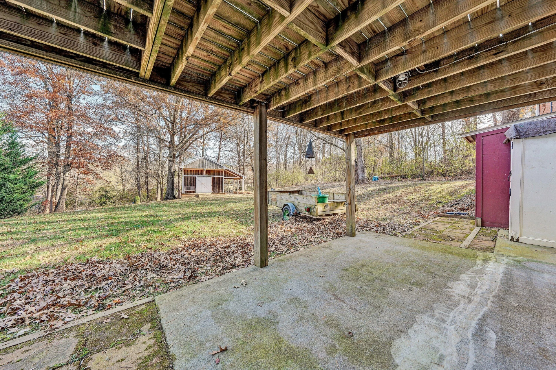 6281 Burnt Chimney RD - Photo 12