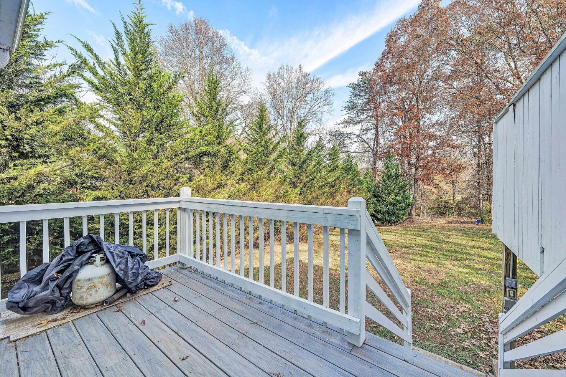 6281 Burnt Chimney RD - Photo 16