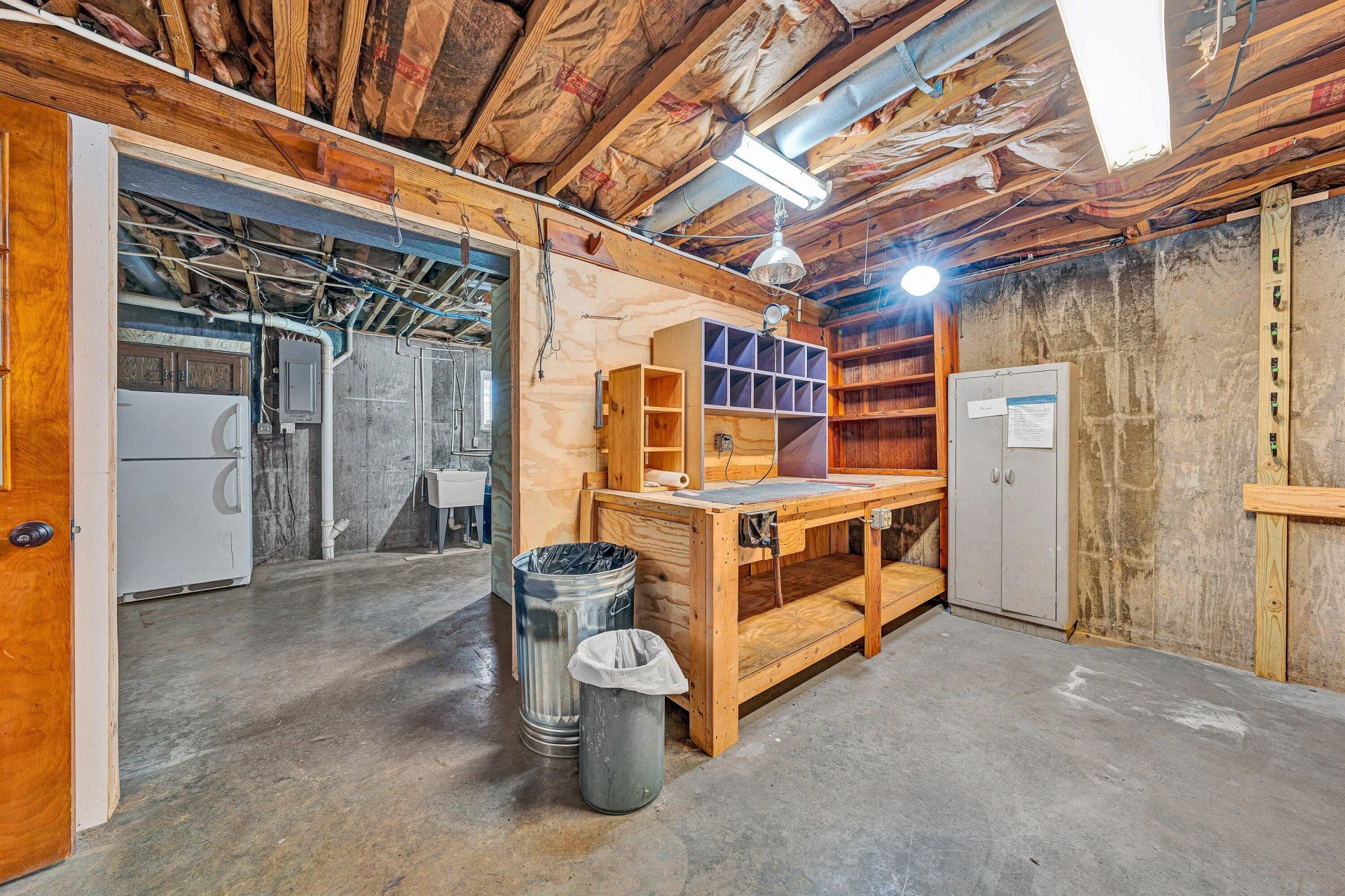 6281 Burnt Chimney RD - Photo 36