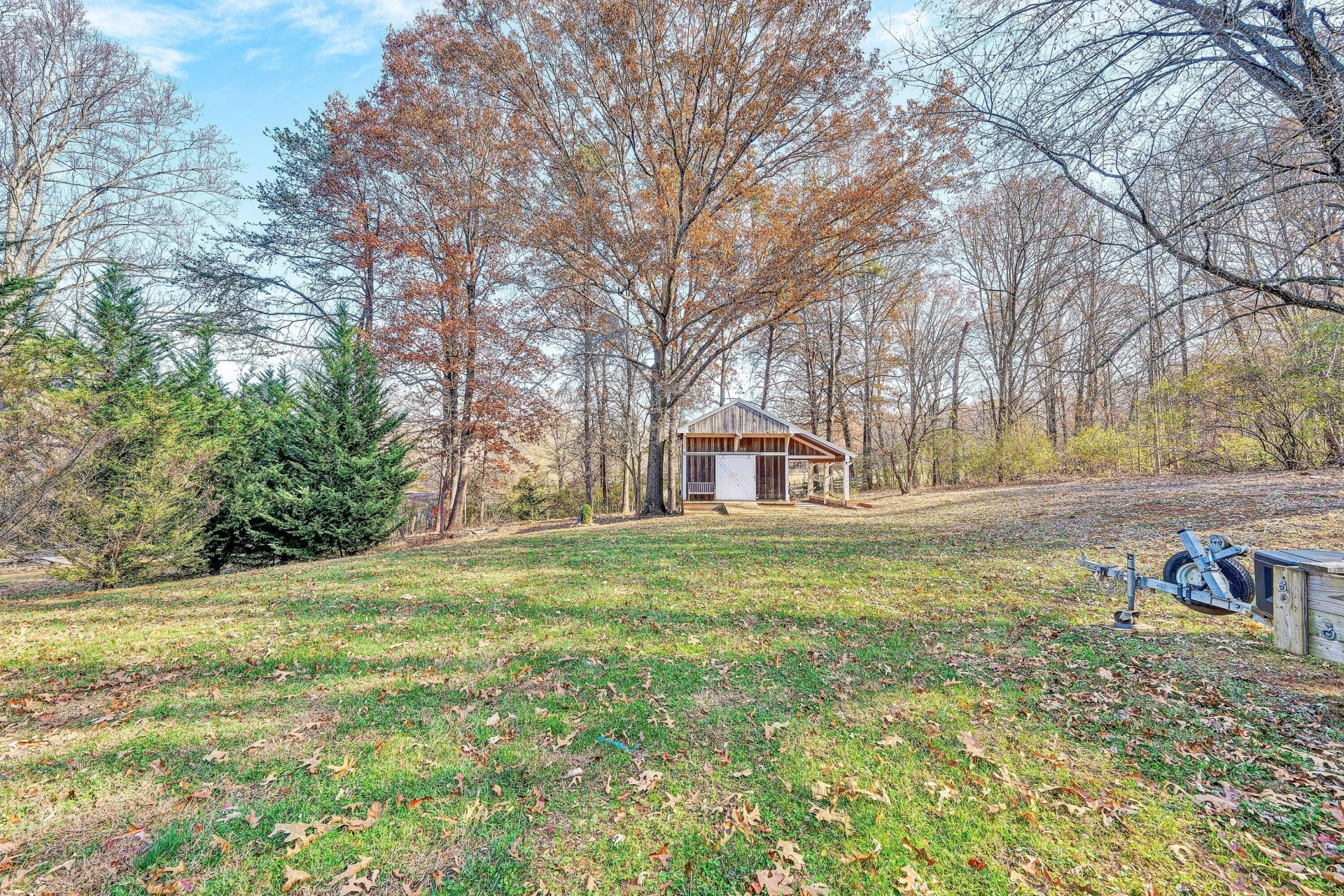 6281 Burnt Chimney RD - Photo 9