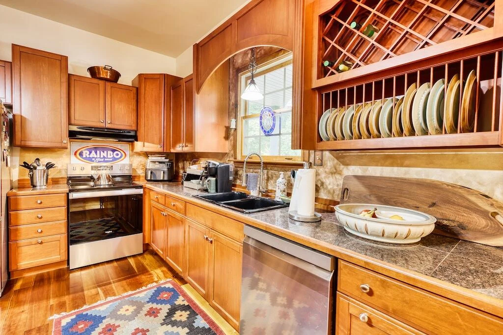 1705 Barberry RD SE - Photo 11