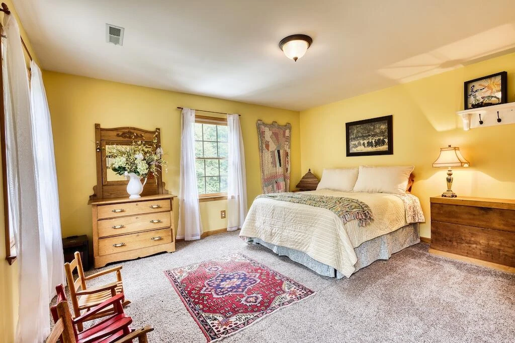 1705 Barberry RD SE - Photo 21