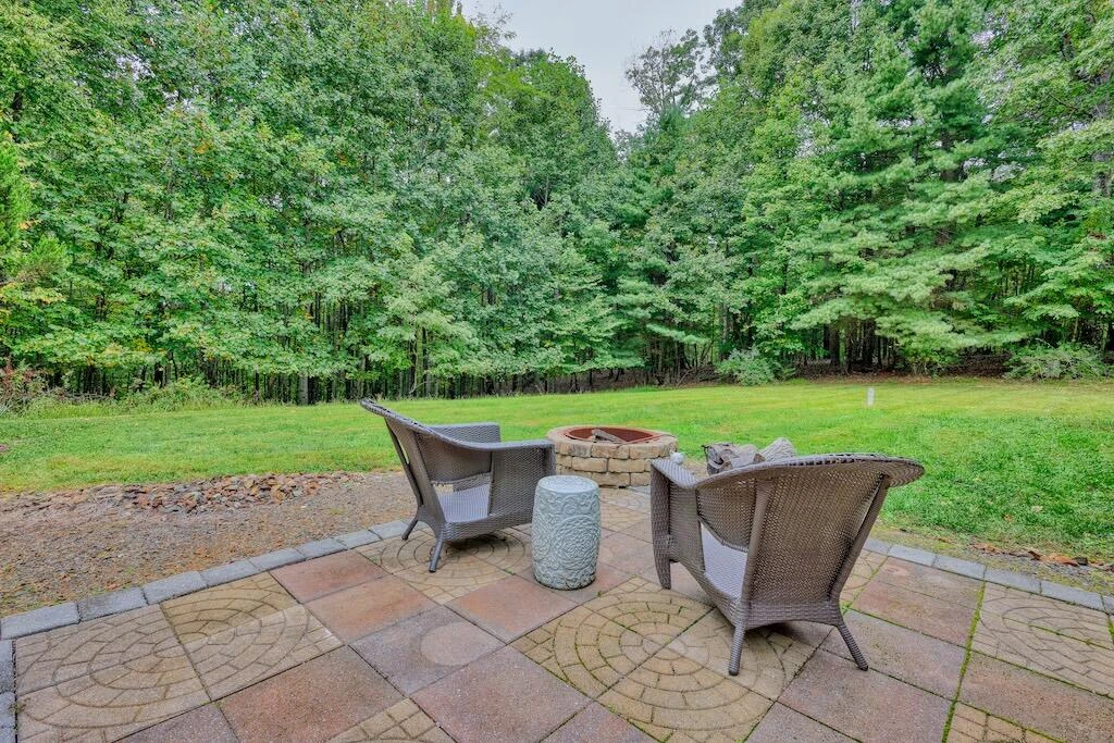 1705 Barberry RD SE - Photo 28