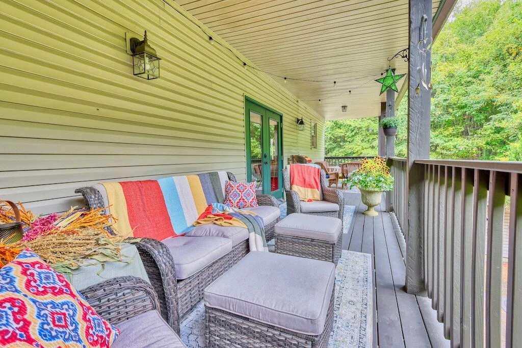 1705 Barberry RD SE - Photo 31