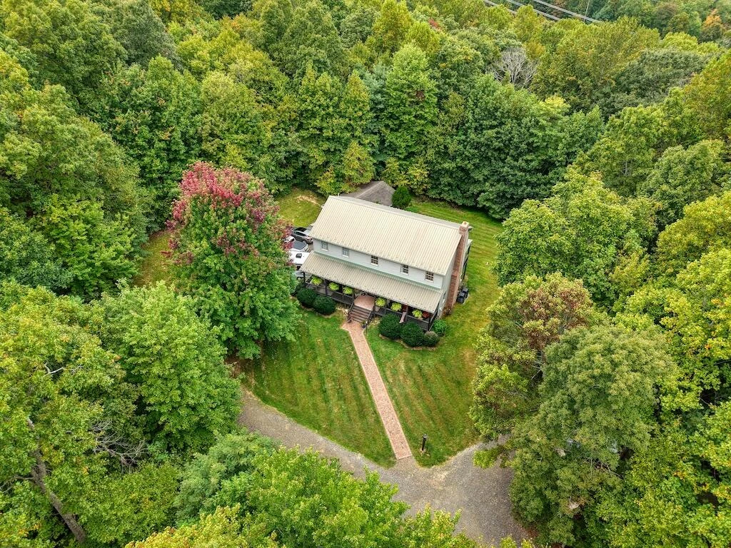 1705 Barberry RD SE - Photo 38