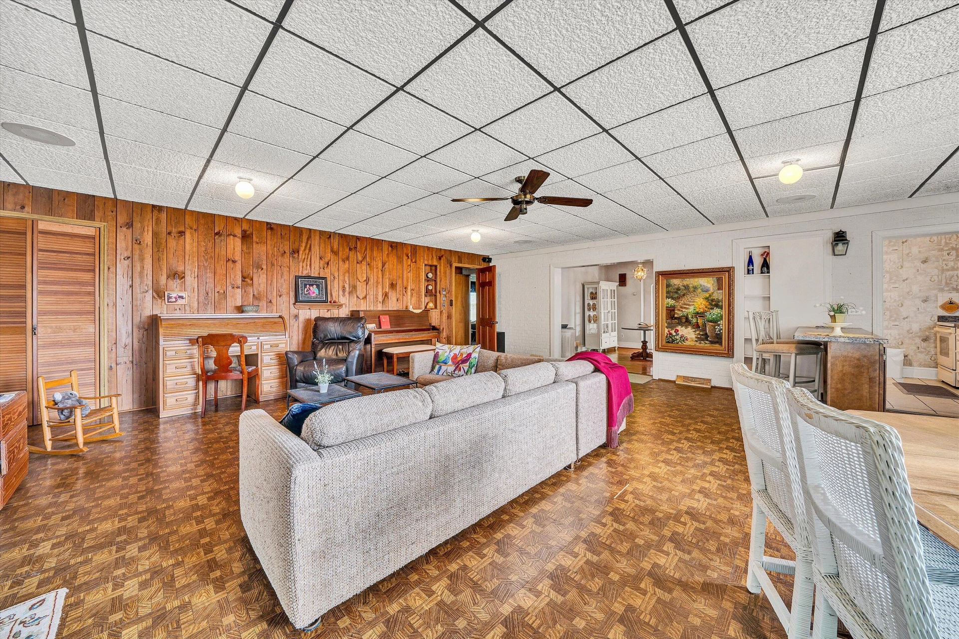 142 Elwood ST - Photo 20
