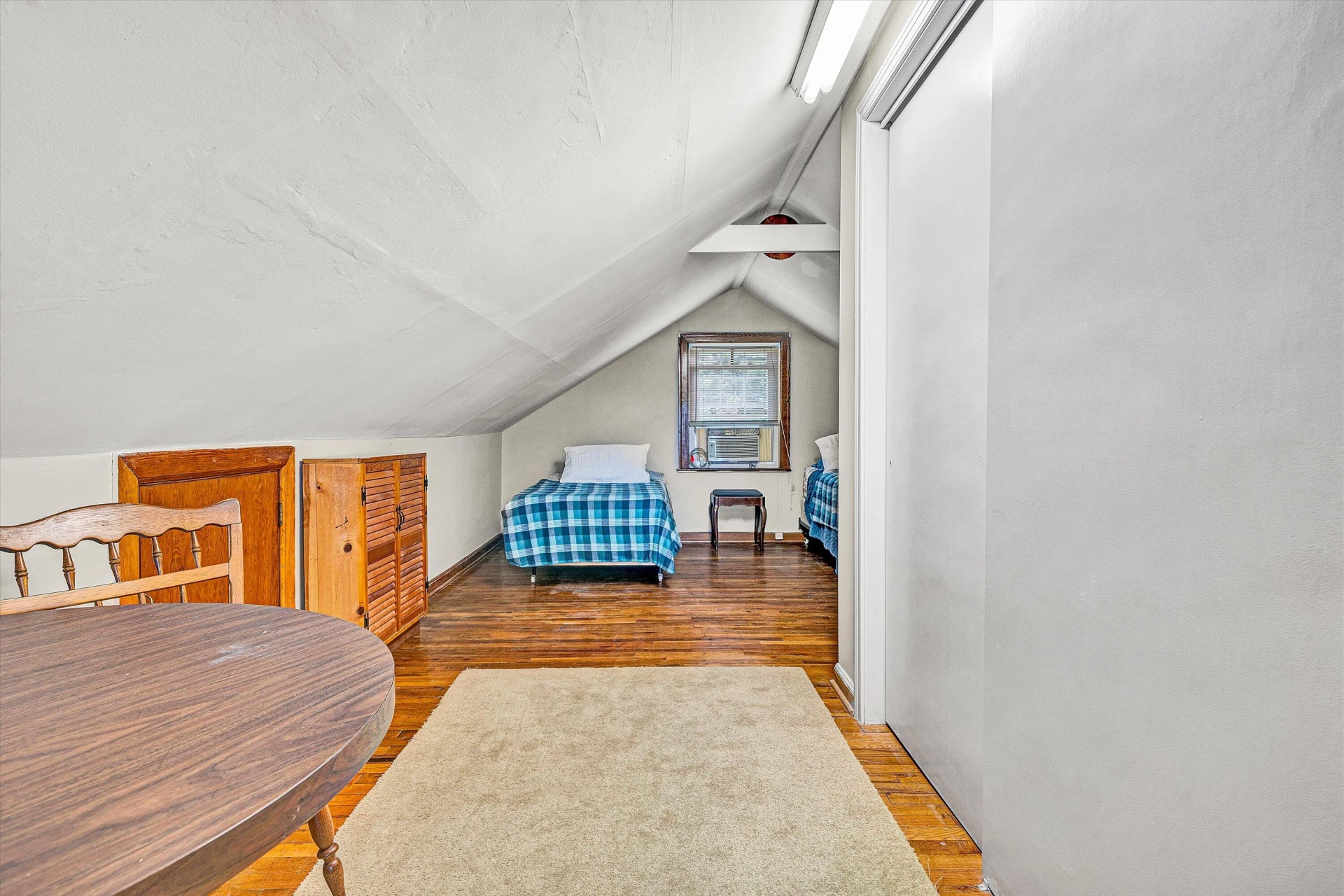 142 Elwood ST - Photo 29