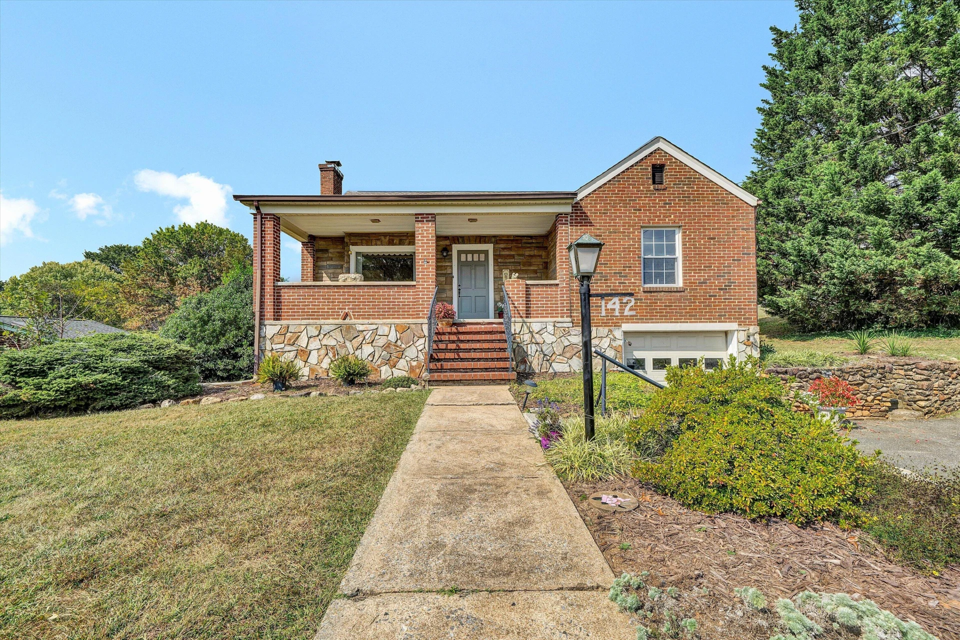 142 Elwood ST - Photo 43