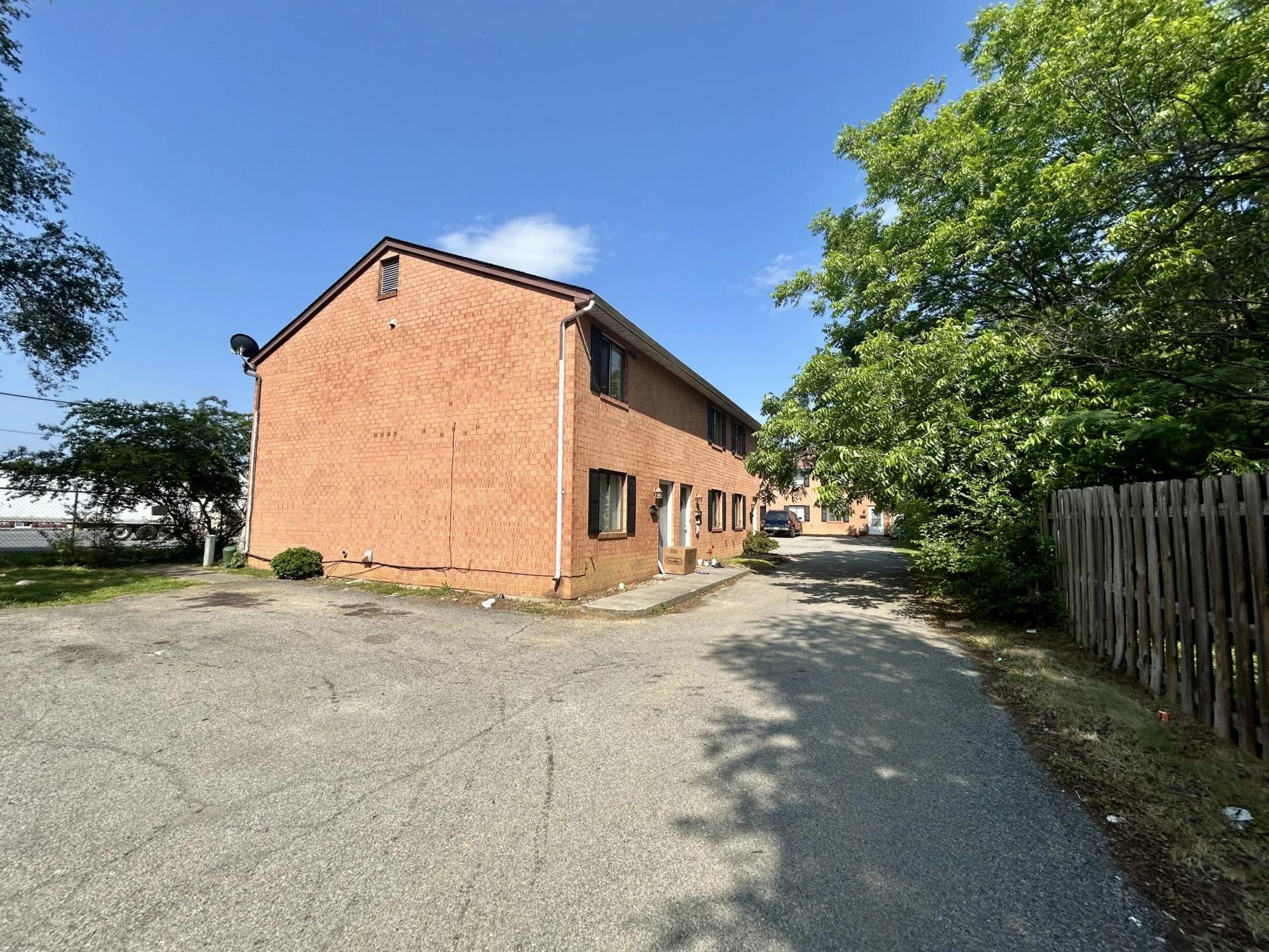 106 Lee AVE NE - Photo 6