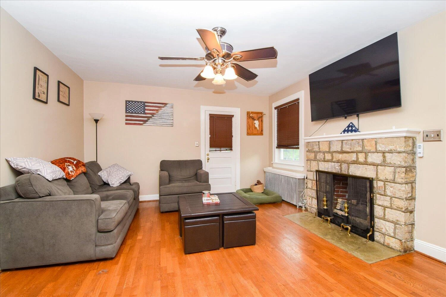 4124 Vermont AVE NW - Photo 5