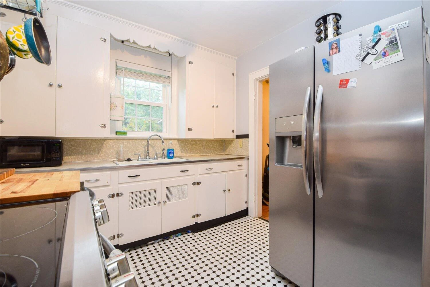 4124 Vermont AVE NW - Photo 9