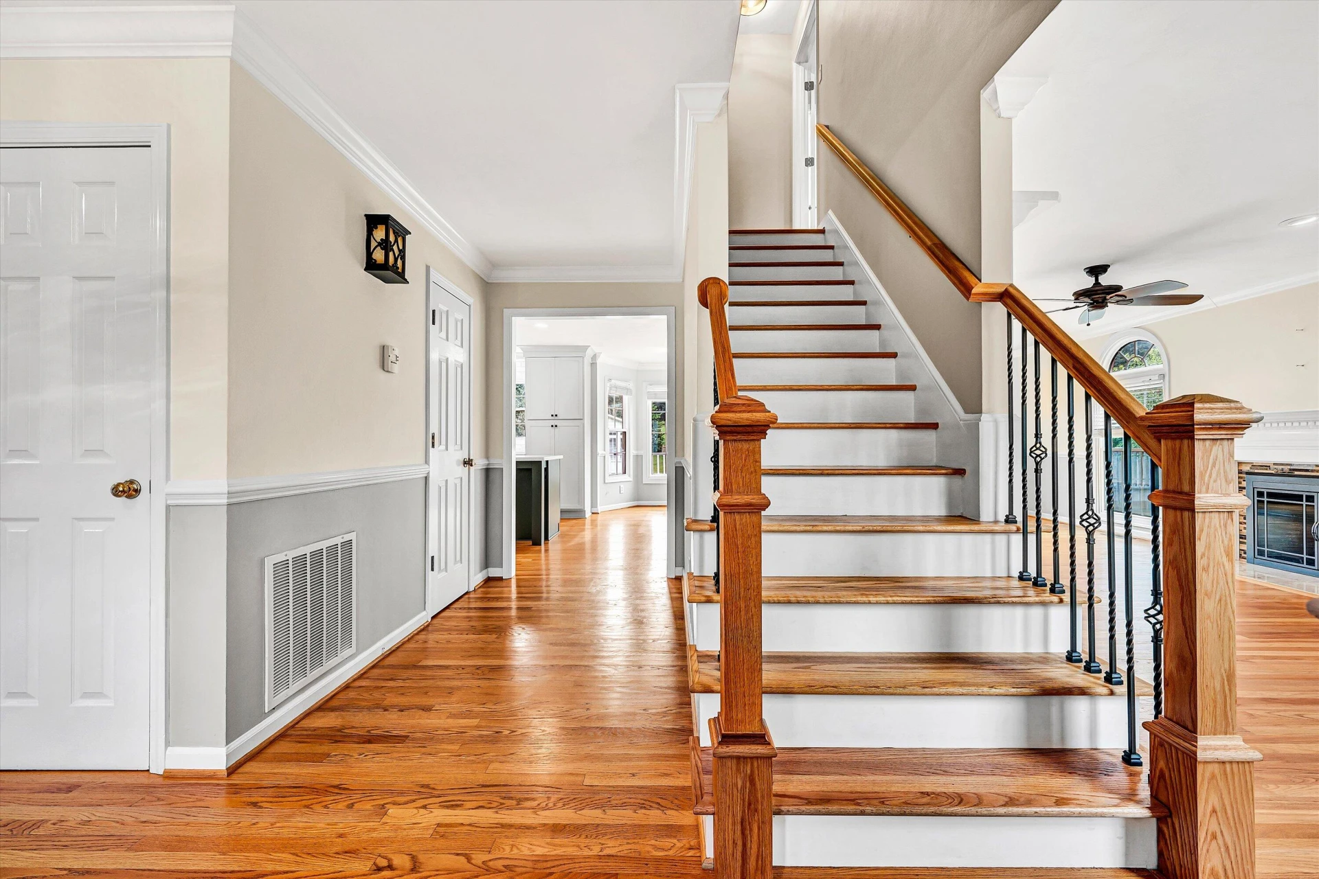 4557 Chippenham DR - Photo 10