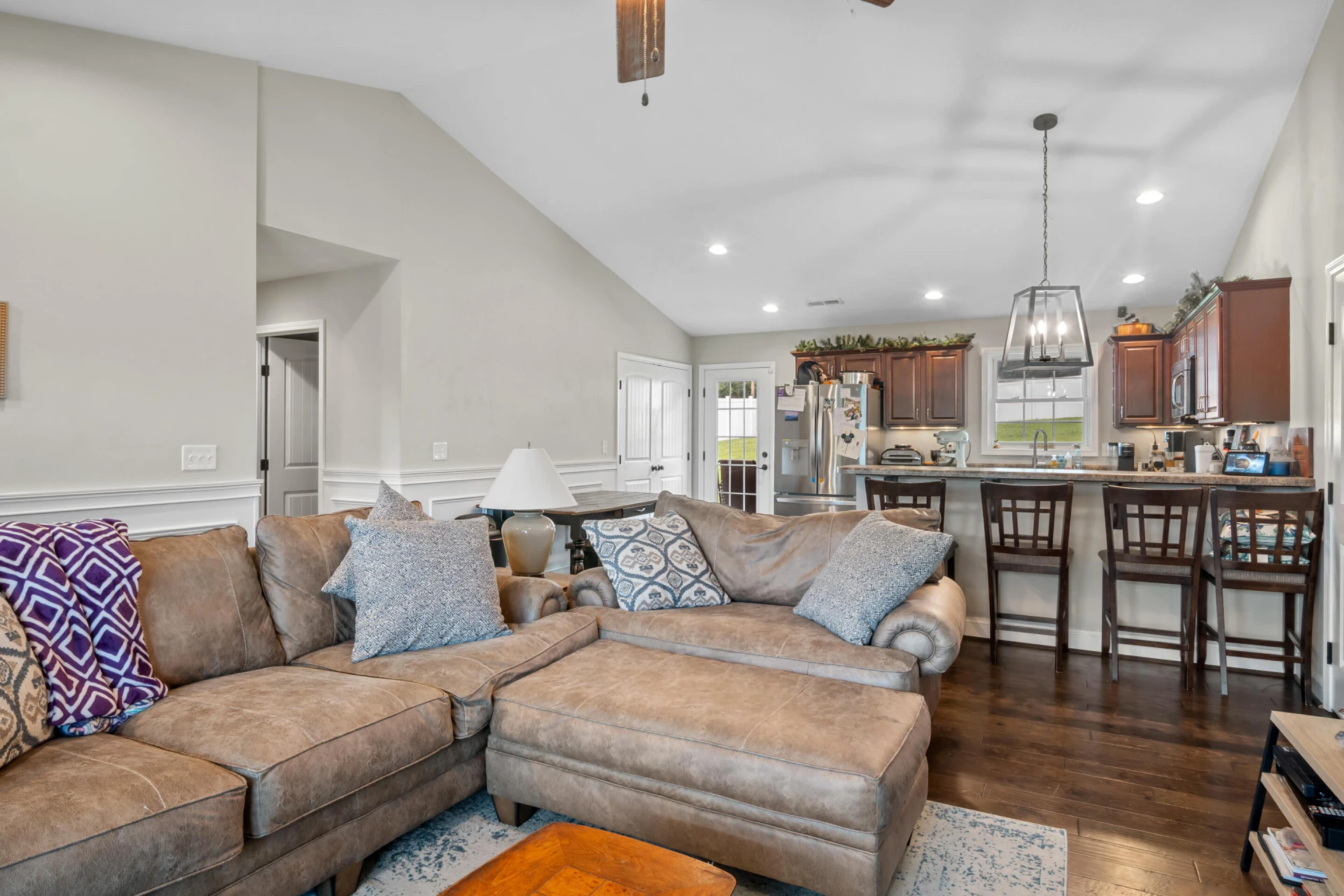 1109 Stoutamire DR - Photo 12