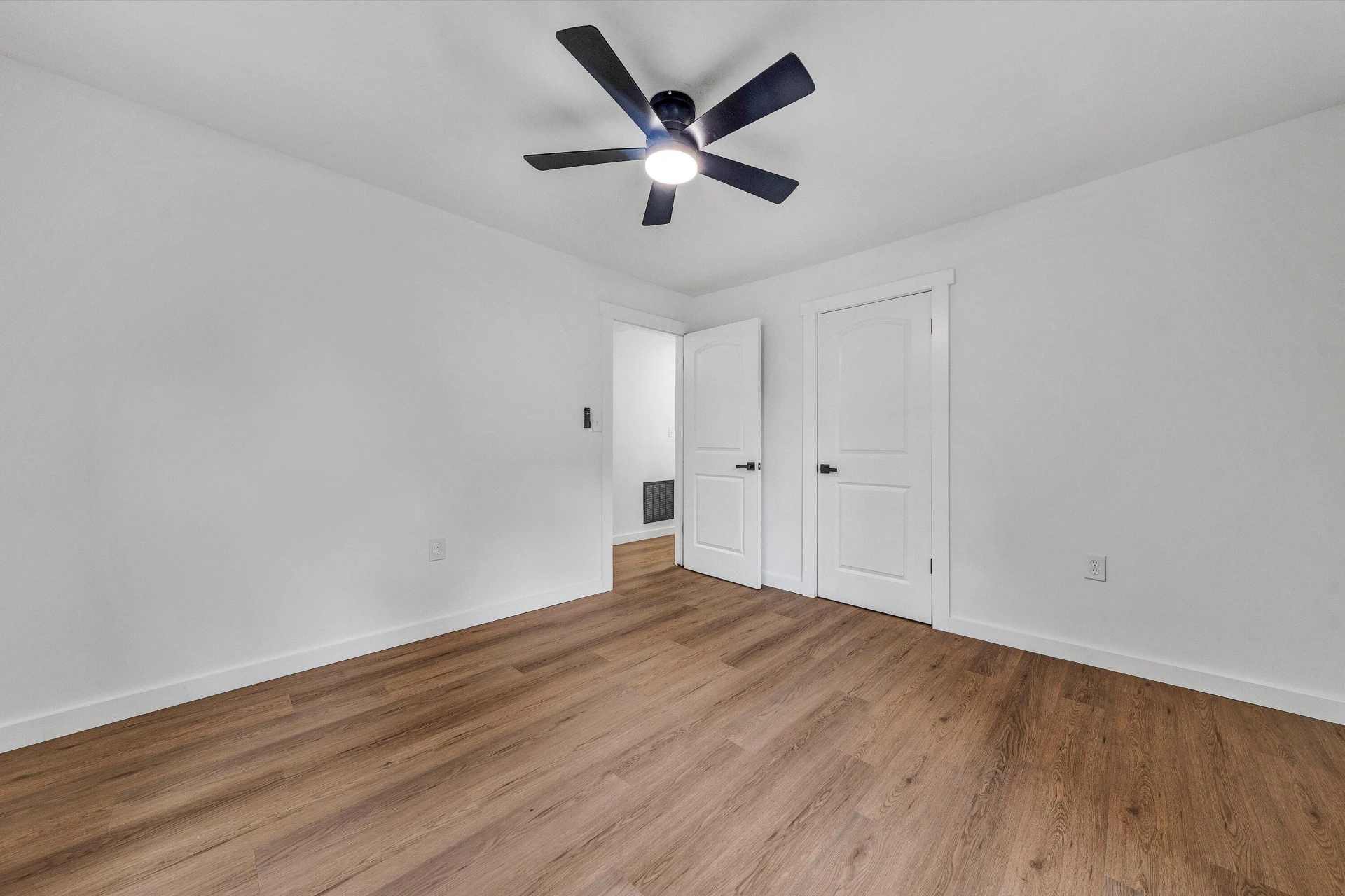 3837 Antietam DR - Photo 13