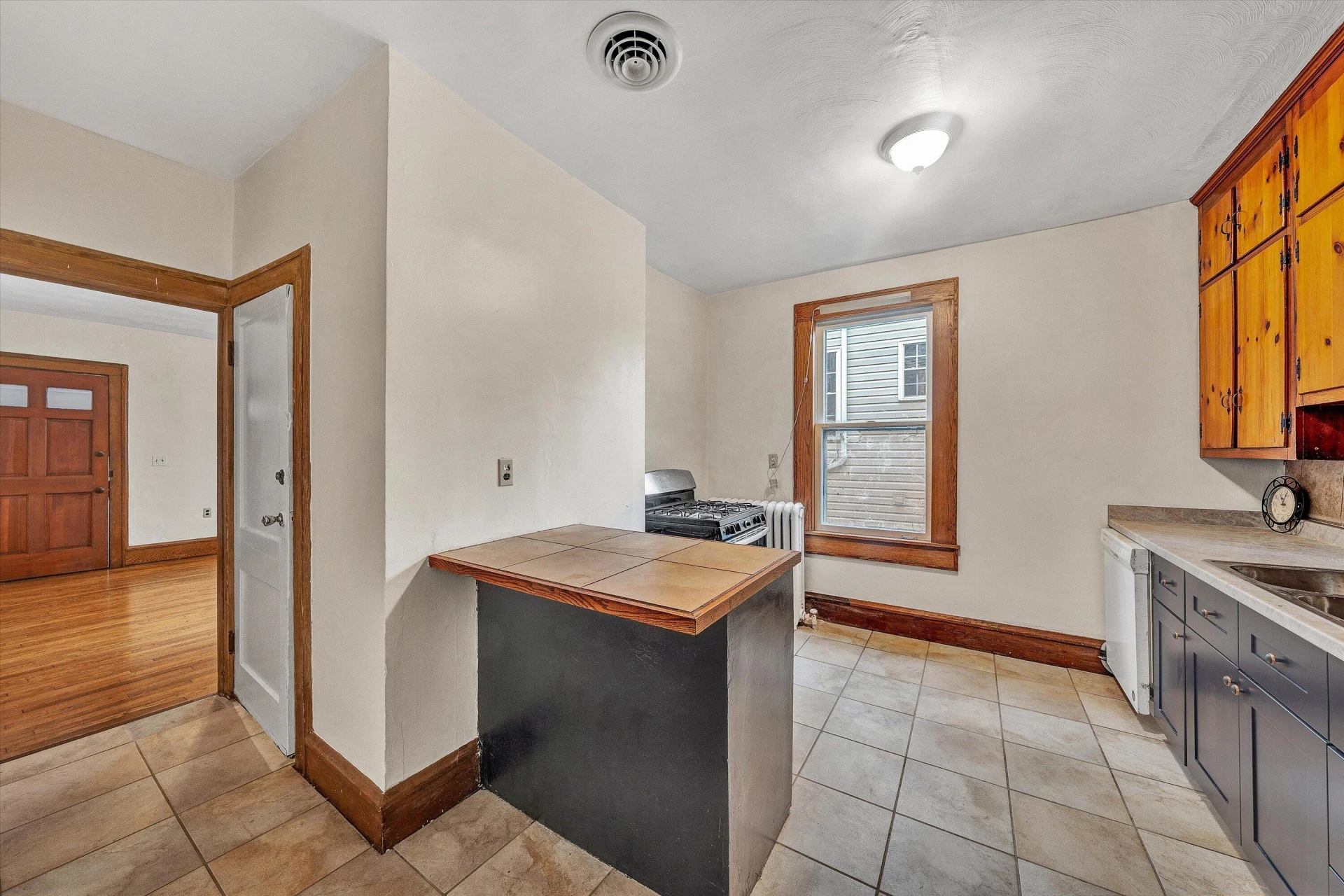 2023 Berkley AVE SW - Photo 21