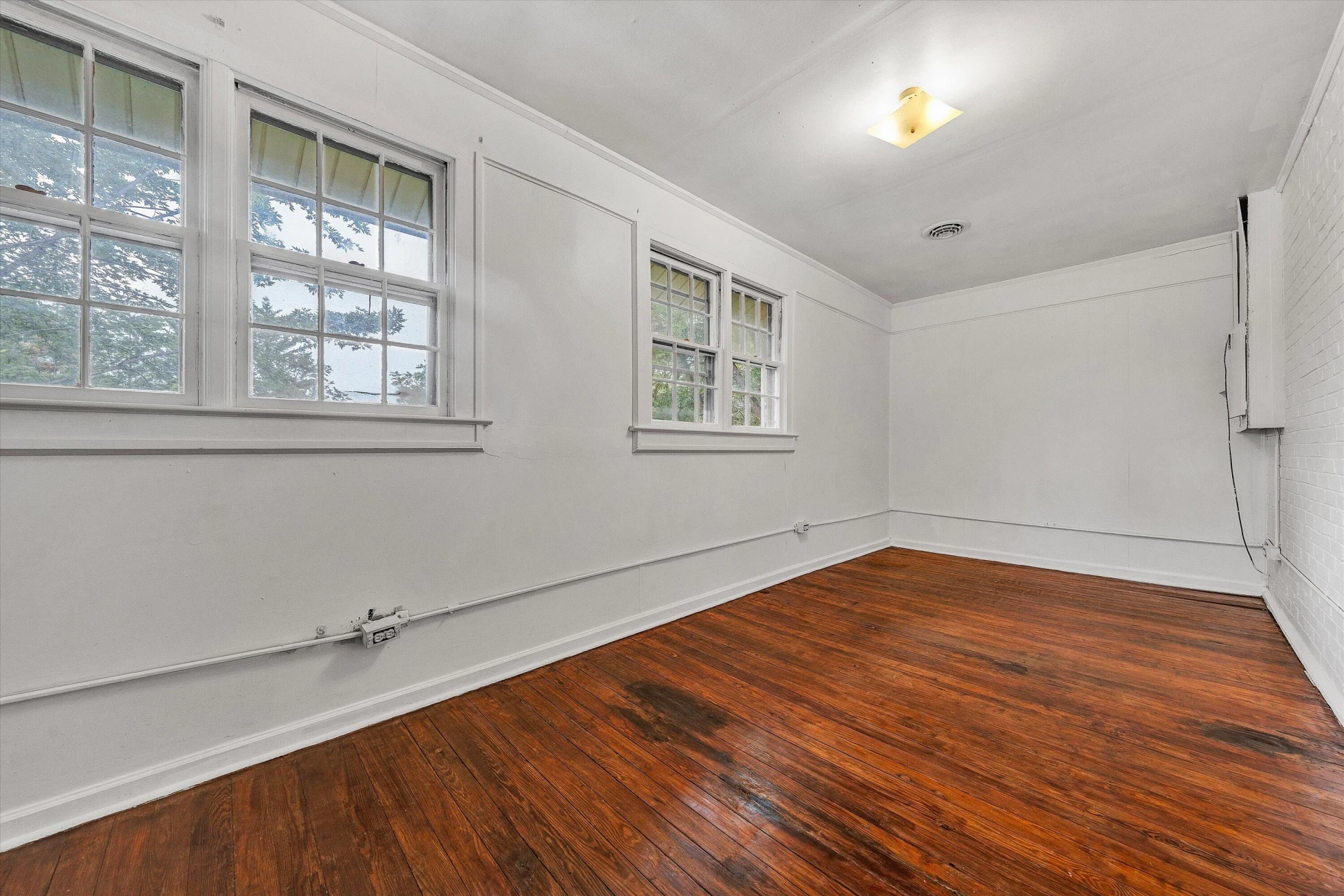 2023 Berkley AVE SW - Photo 35