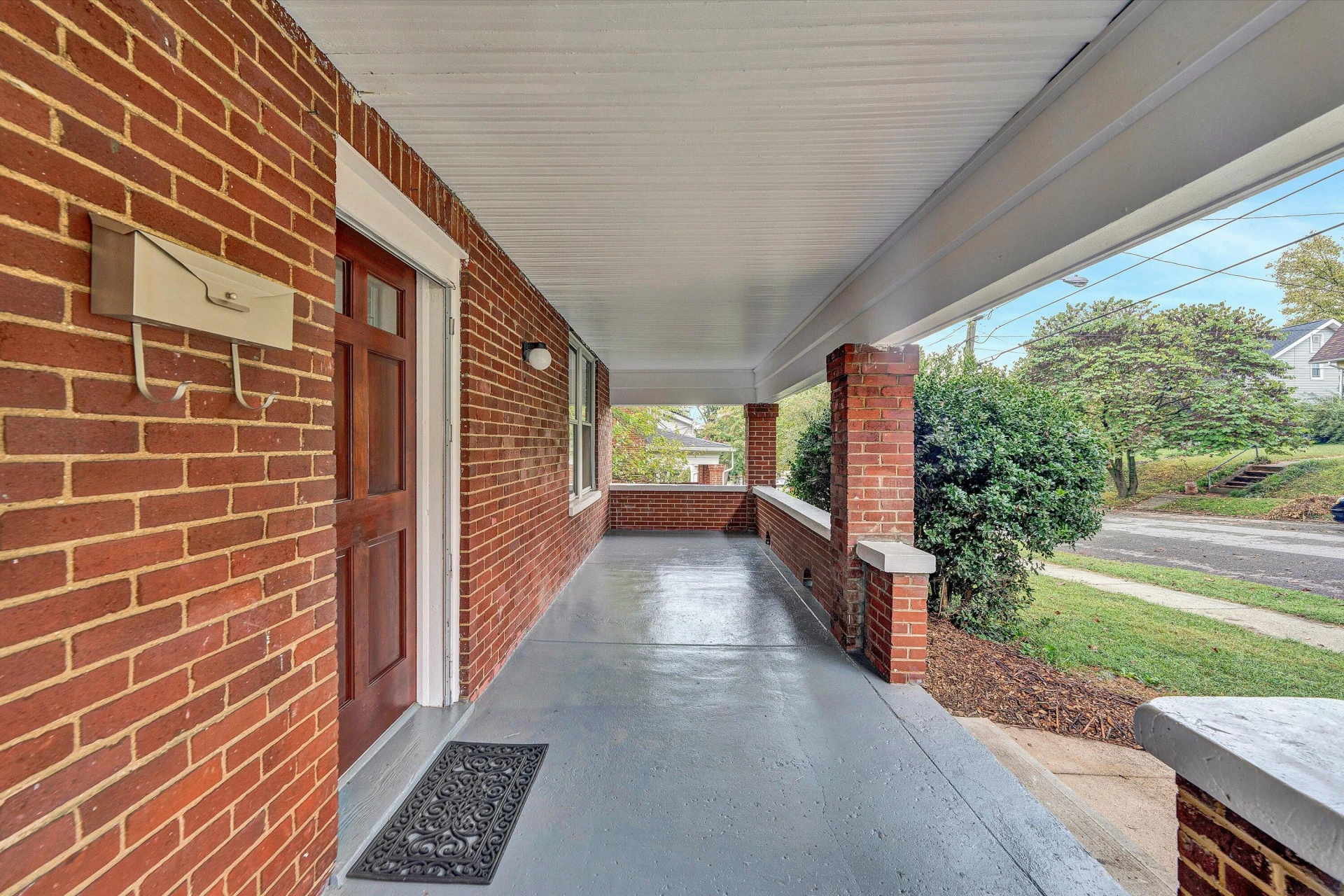 2023 Berkley AVE SW - Photo 12