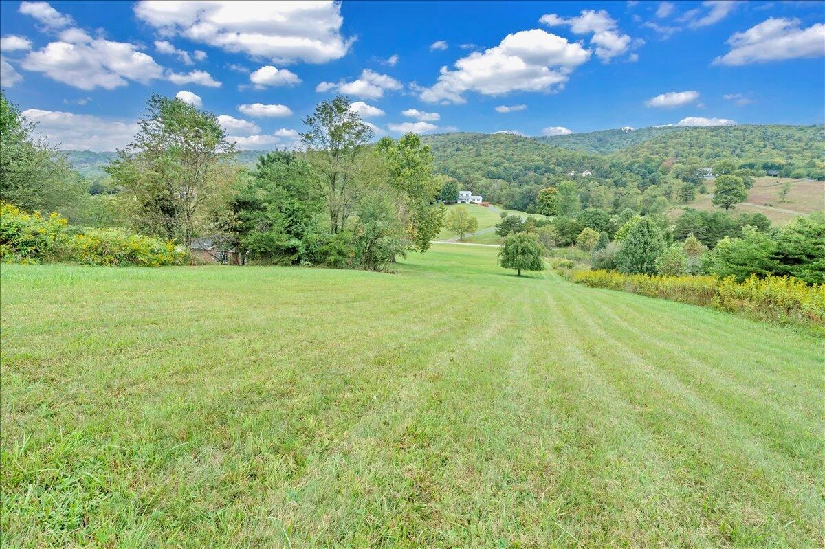 8116 Arabian LN - Photo 37