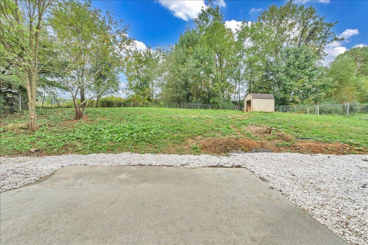 8116 Arabian LN - Photo 38