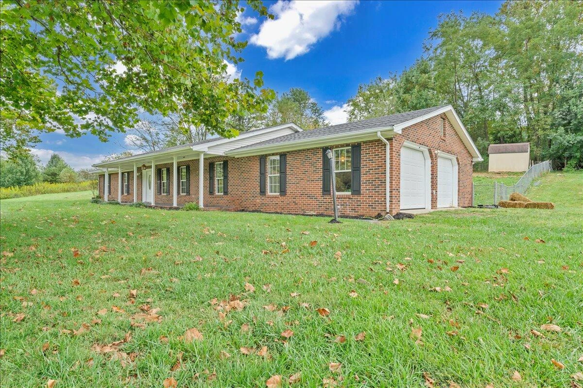8116 Arabian LN - Photo 44