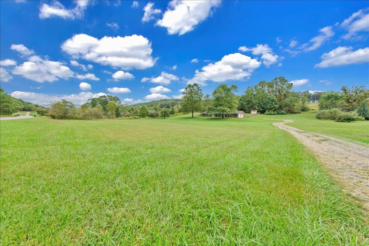 8116 Arabian LN - Photo 46
