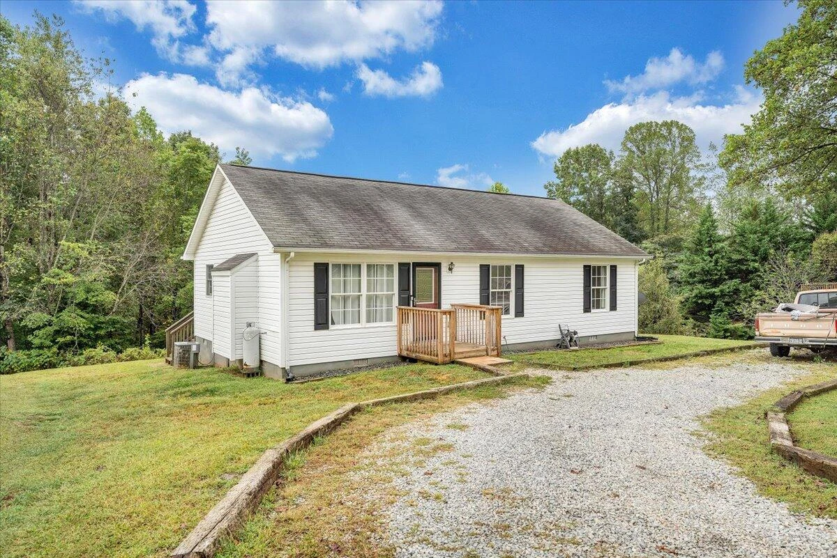 1300 Carroll RD - Photo 2